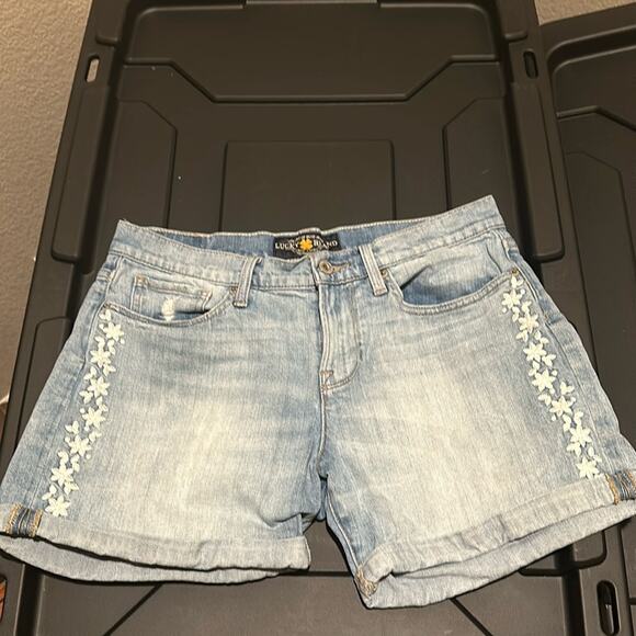Lucky Brand Roll up embroidered flower denim shorts - Picture 1 of 5